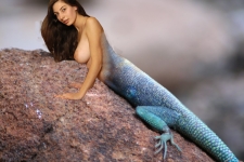 blue lizard girl